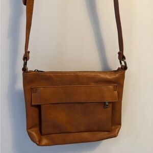 Great condition! Brown crossbody purse